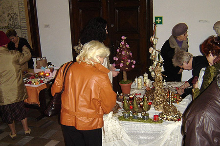 KIERMASZ  ŚWIĄTECZNY     17 i 18 grudnia 2011 